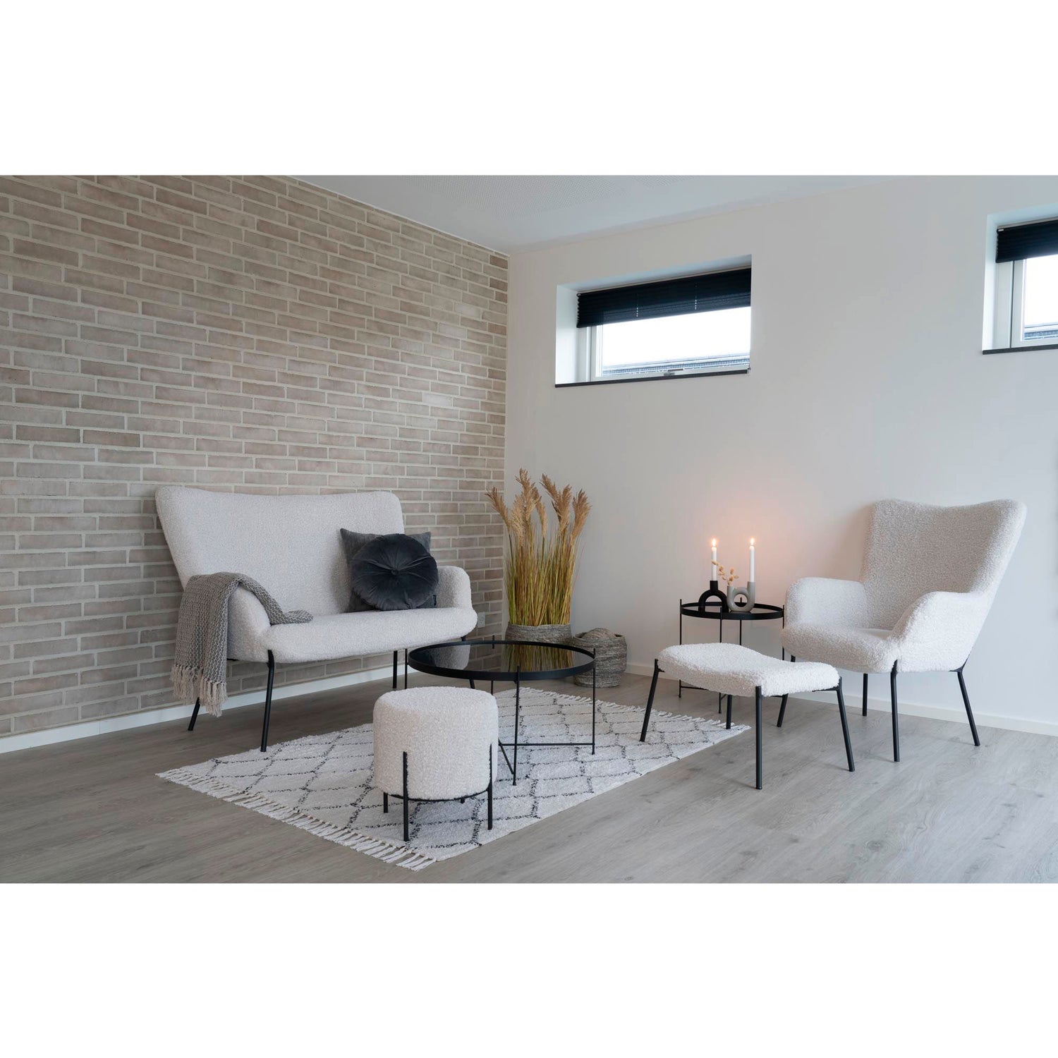 Glasgow Set - Lounge Chair and Foot Pall, White HN1090