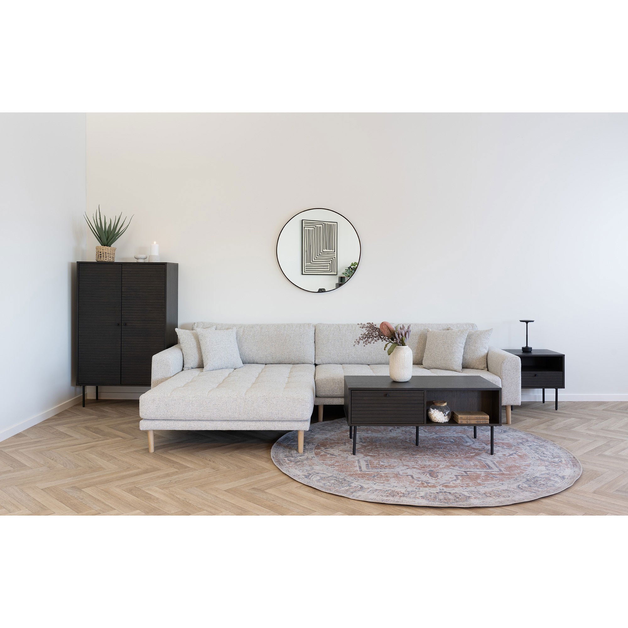 Lido Lounge soffa - Lounge soffa, kvar i beige melet med fyra kuddar och natur träben, HN1015