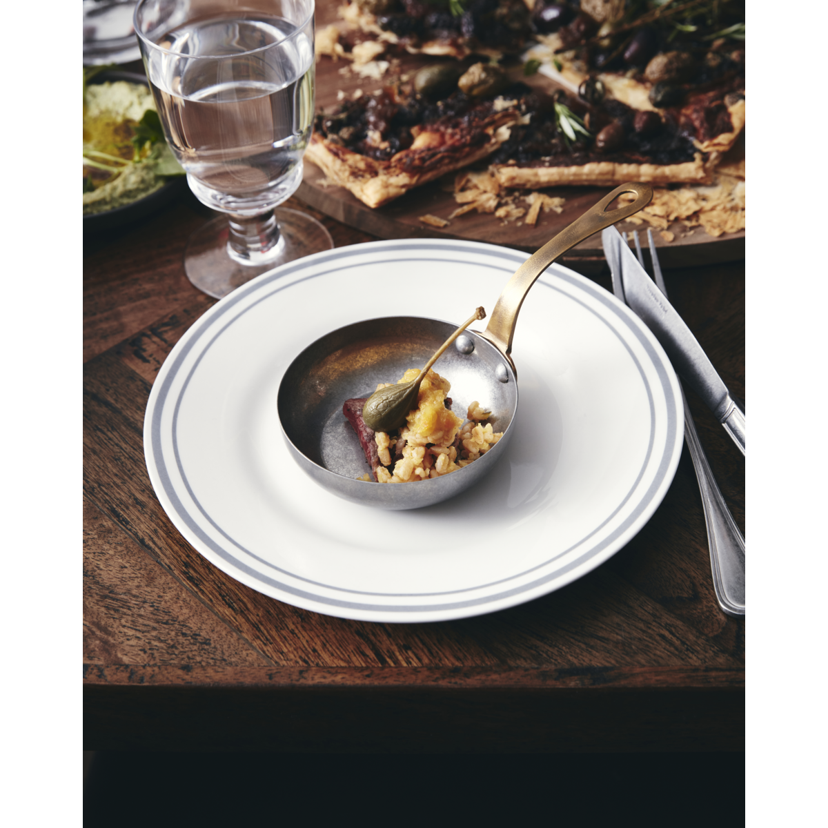 Middagstallrik, NVBistro, Grå