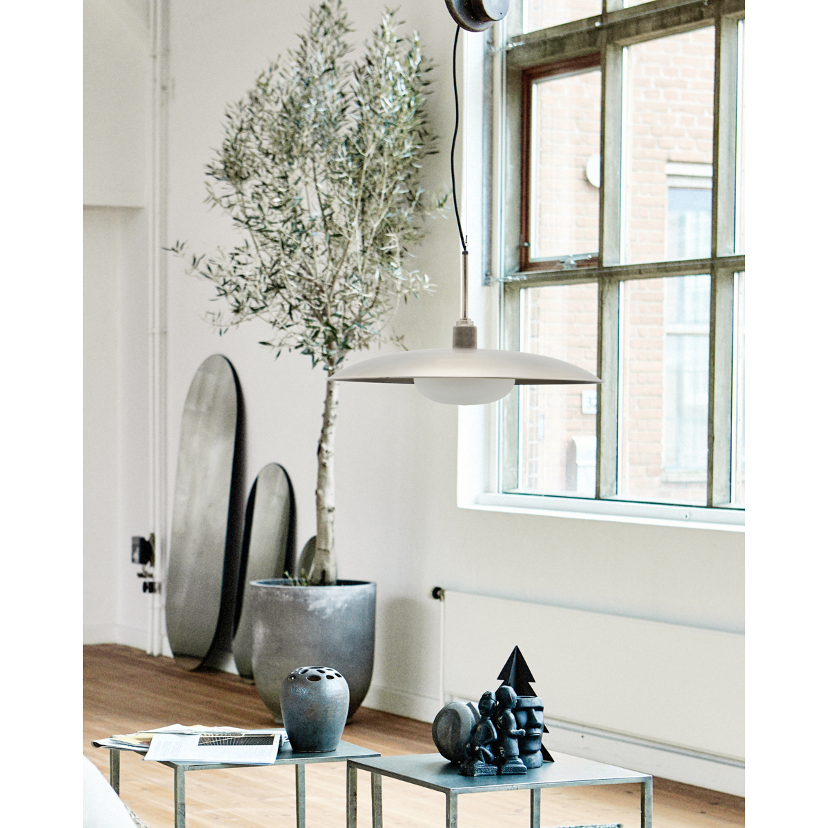 Lampa, HDBoston, Gunmetal