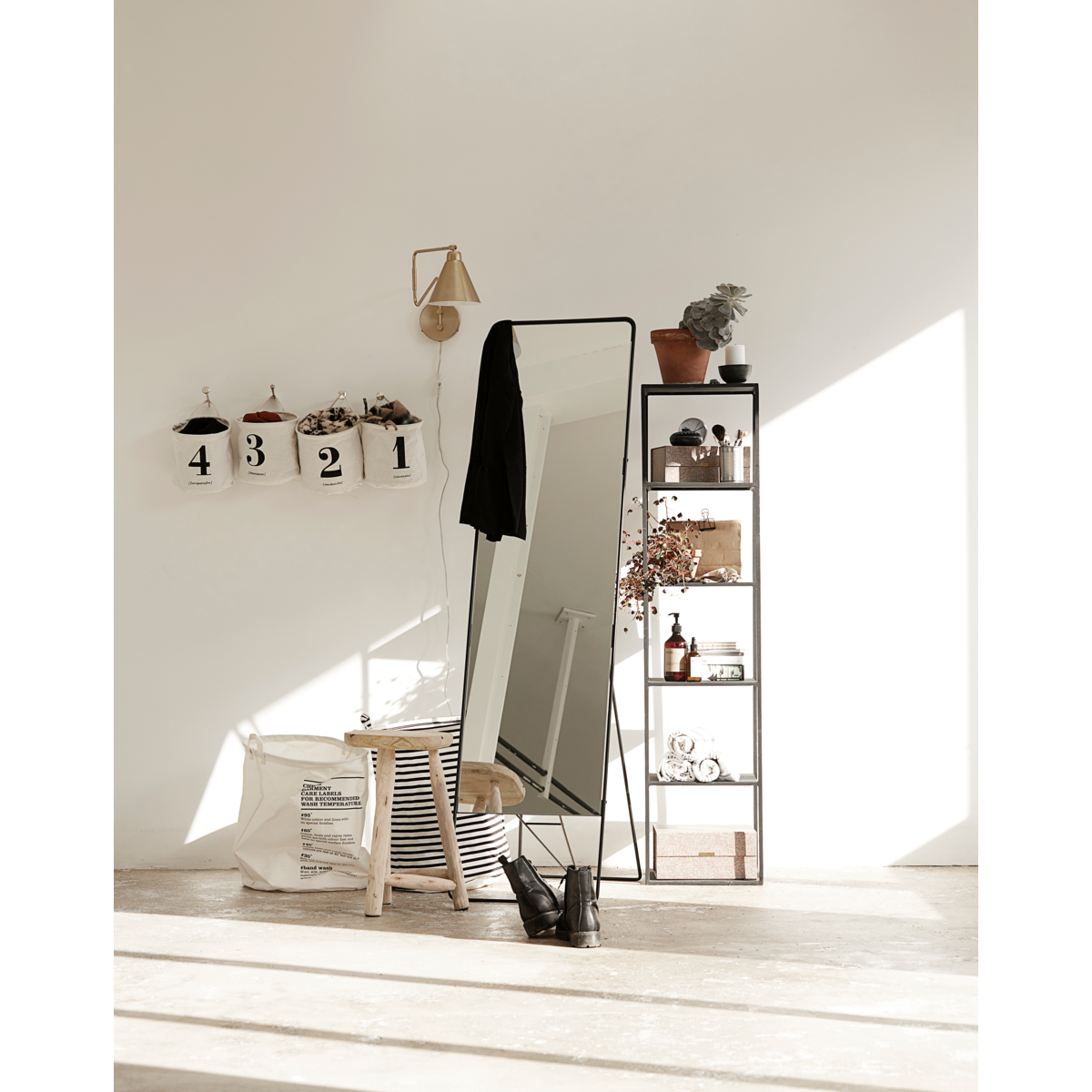 Lagring, HD1-2-3-4, svart; råvit