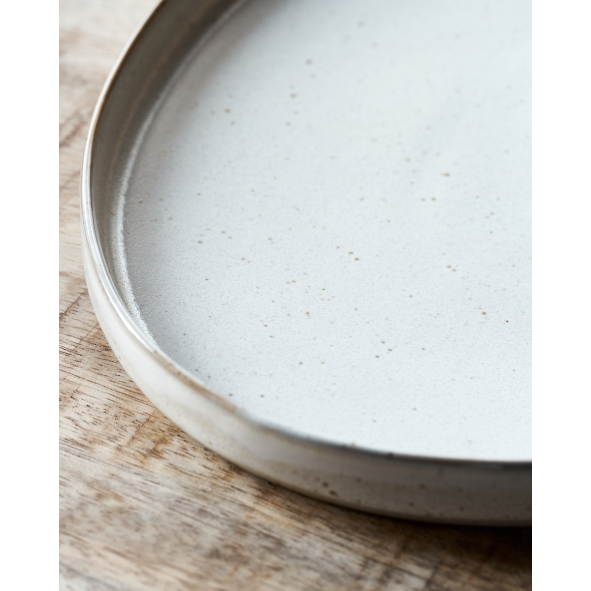 Serverande maträtt, hdpion, grå; vit