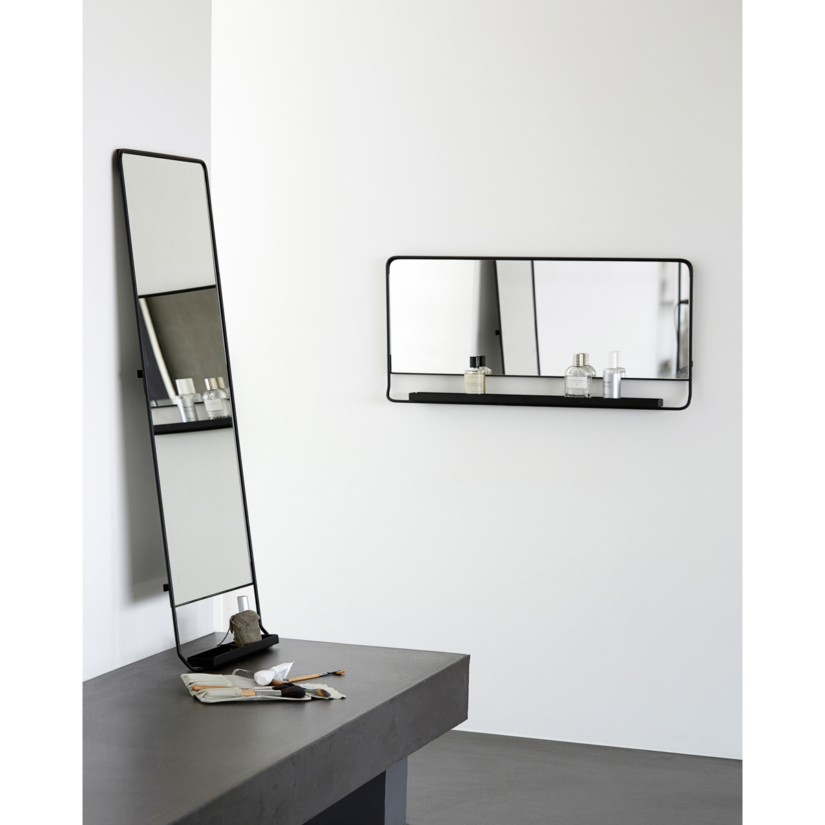 Spegel med hylla, HDChic, Svart