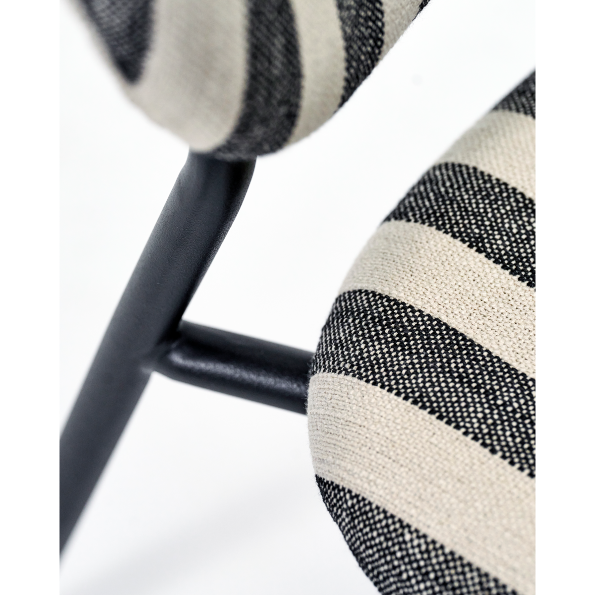 Lounge Chair, Hdlonga, Black; vit