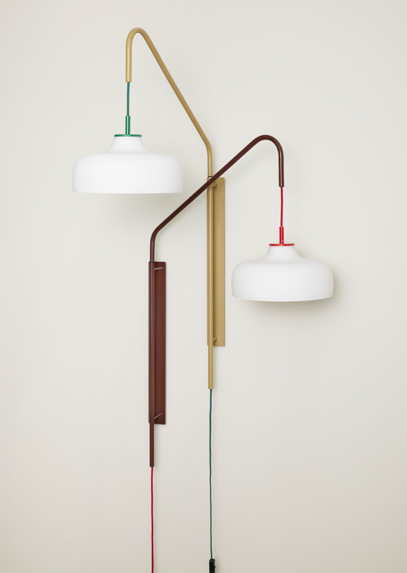 Aktuell vägglampa grön - 71x30xh111cm, e27