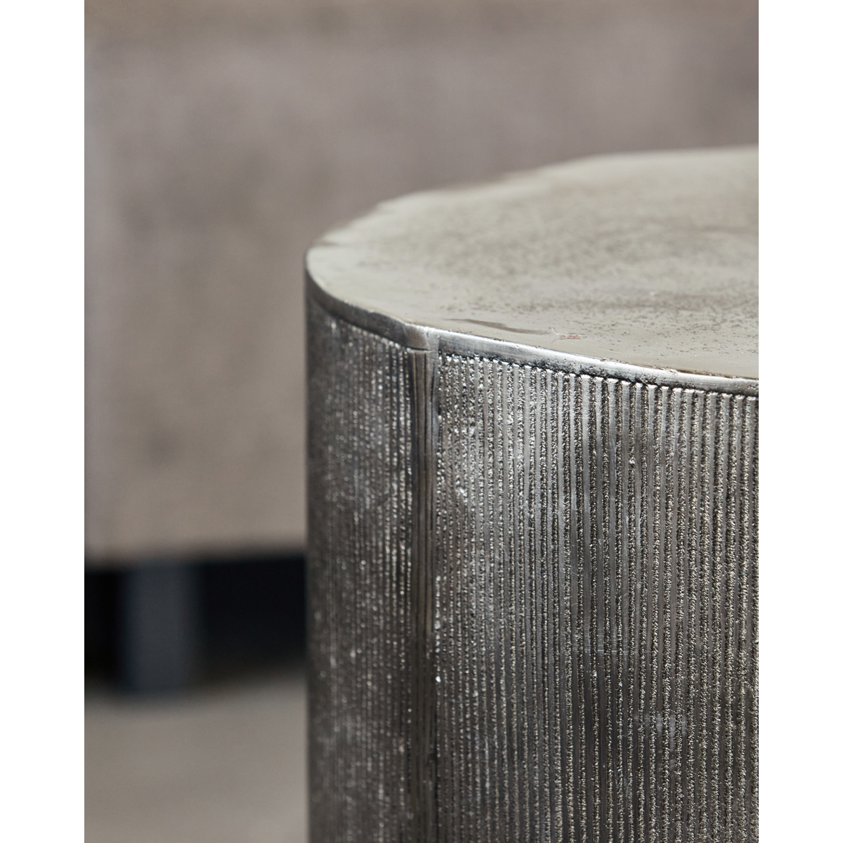 Soffbord, hdrota, borstat silver
