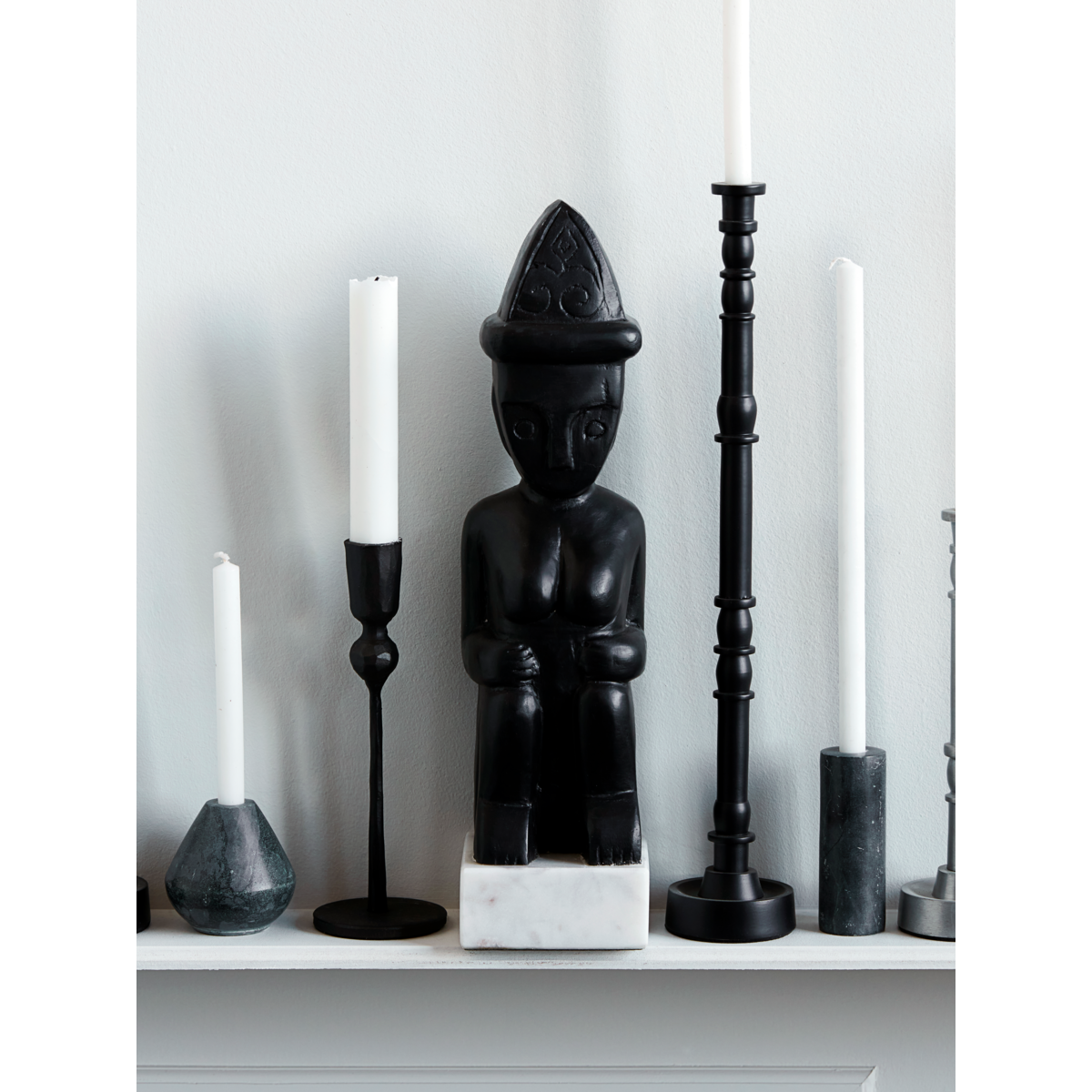 Konstverk, HDTvå sittande, svart