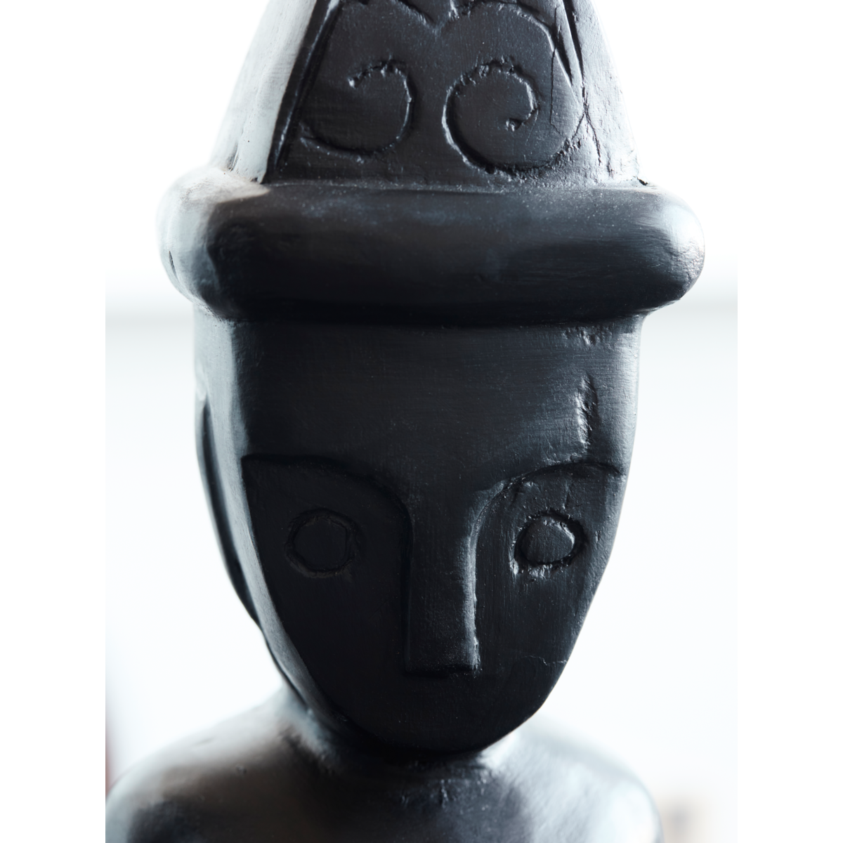 Konstverk, HDTvå sittande, svart