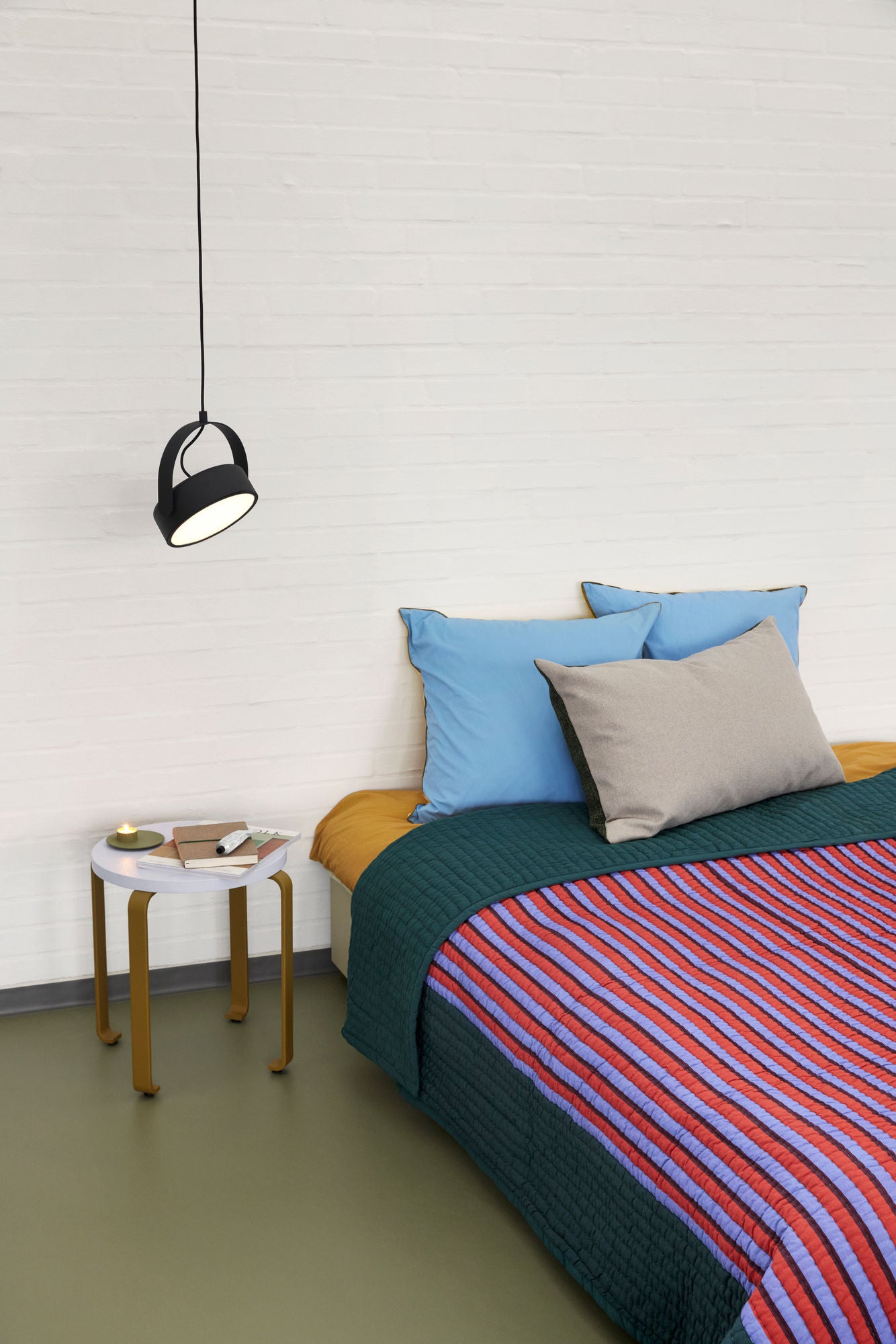 Hübsch scenhänge svart