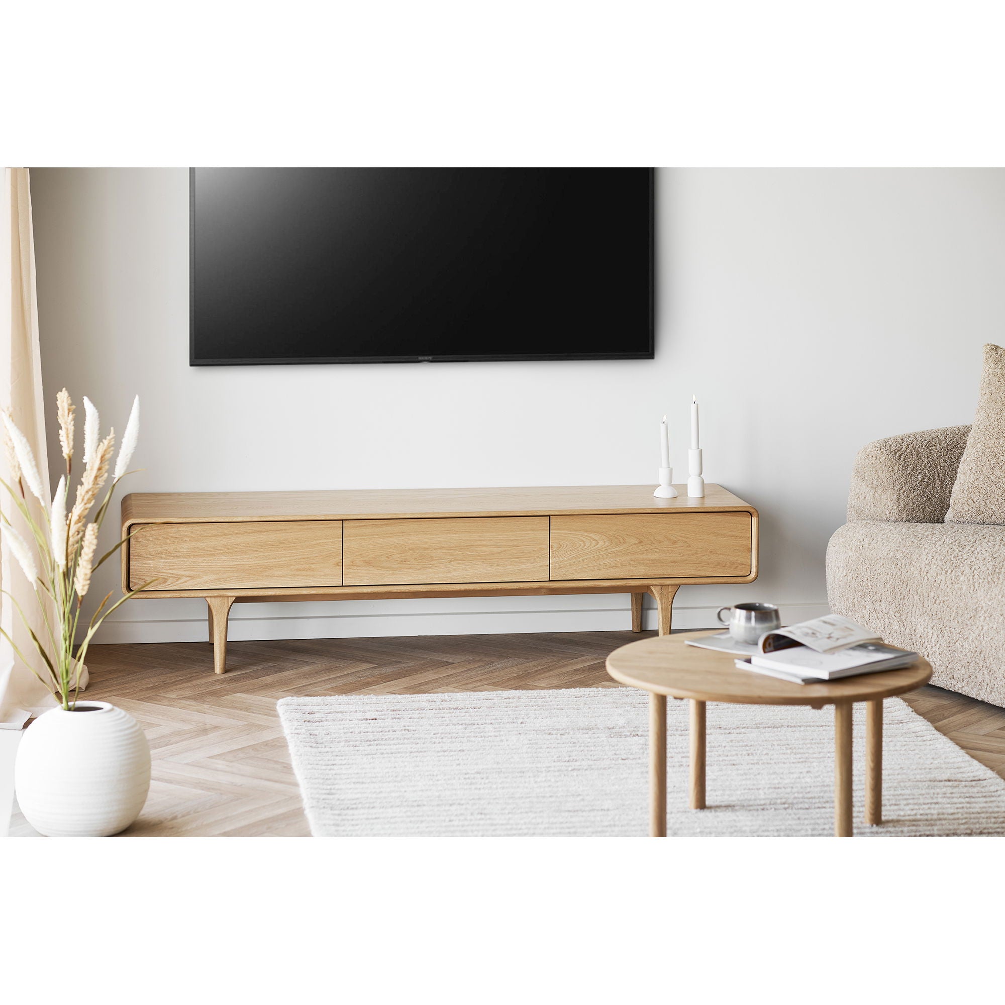 Darwin TV-bänk - TV-bänk, ek 180x45x45 cm