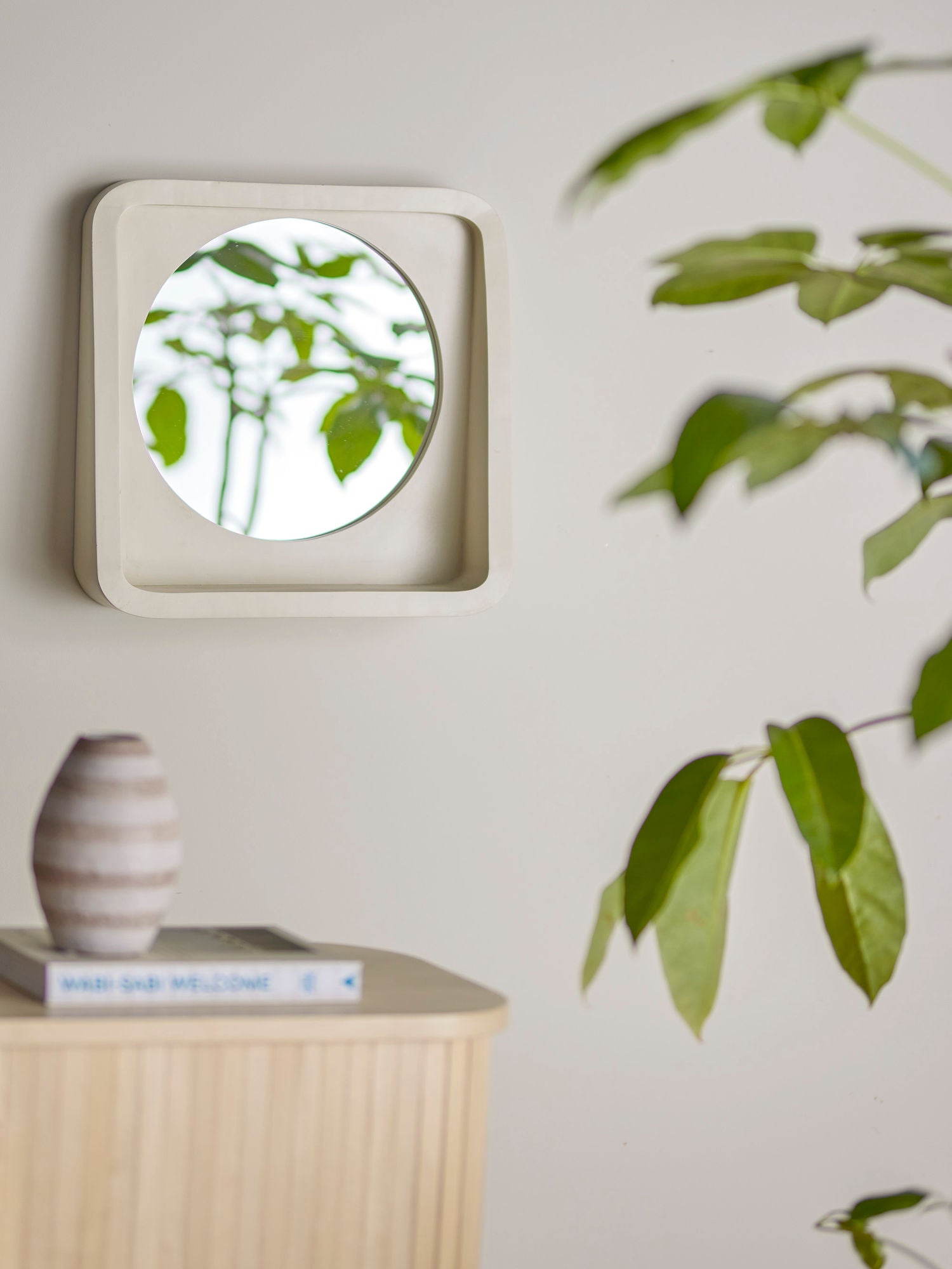 Bloomingville Phoebe Mirror w/hylla, natur, polyresin