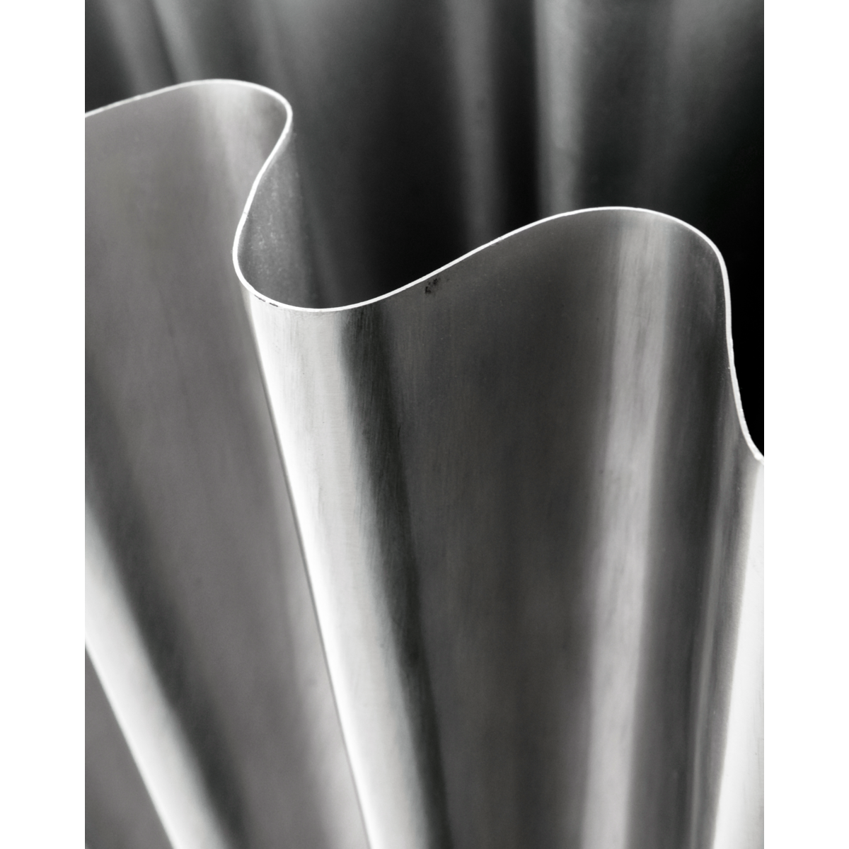 Vas, hdflood, borstad silverfinish