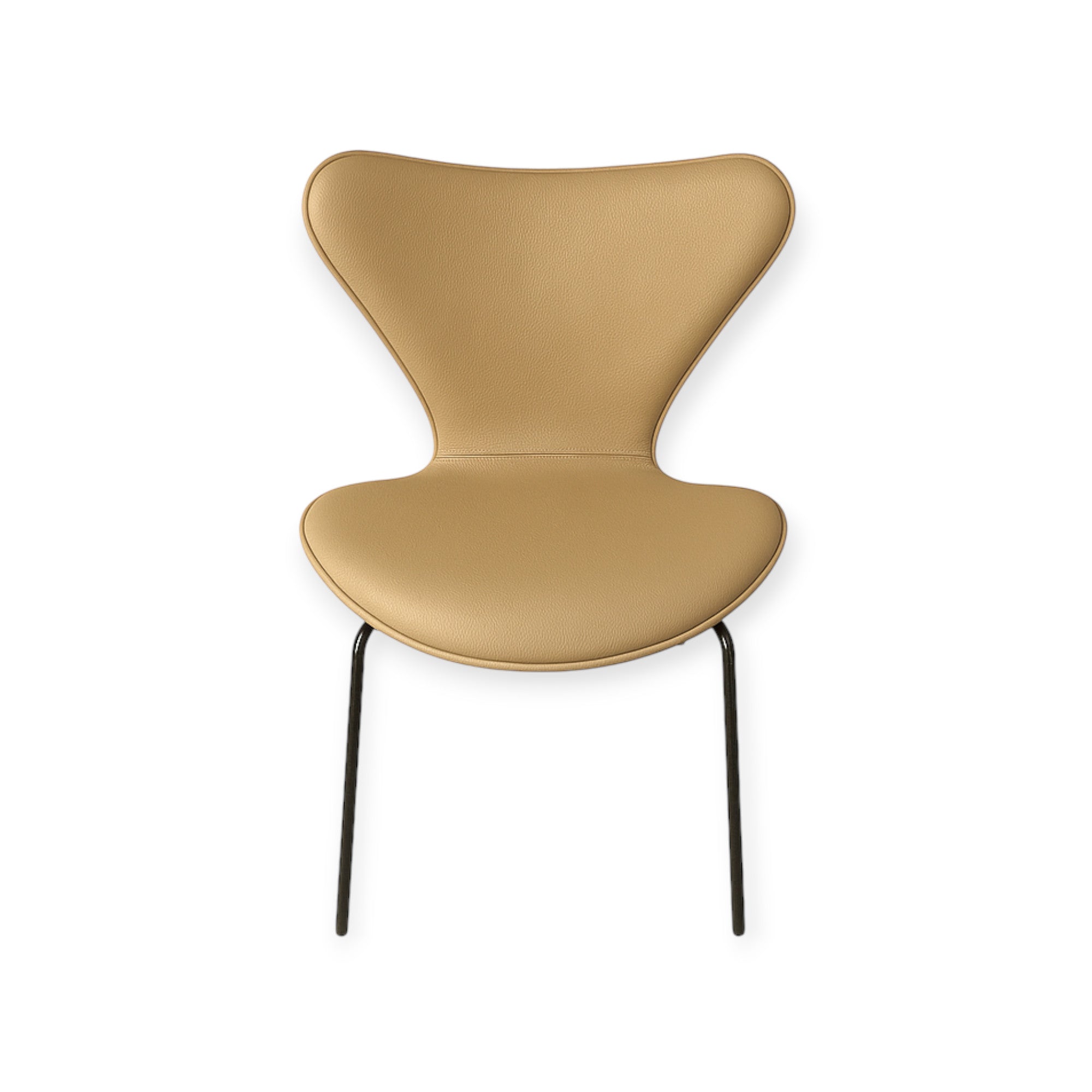 Helfodral till Arne Jacobsen 3107 stol i sandfärgat läder
