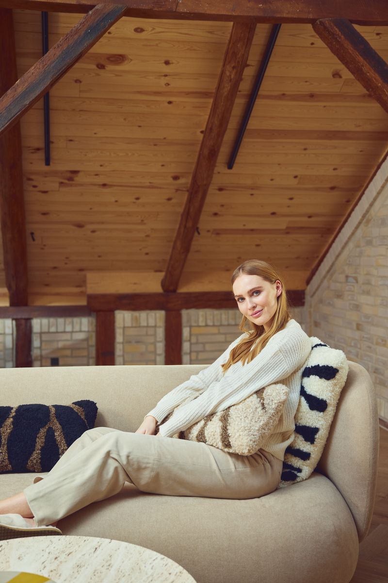 Zebra lammskinnskudde | Korthårig | Nya Zeeland | Dubbelsidig | 60x60 cm