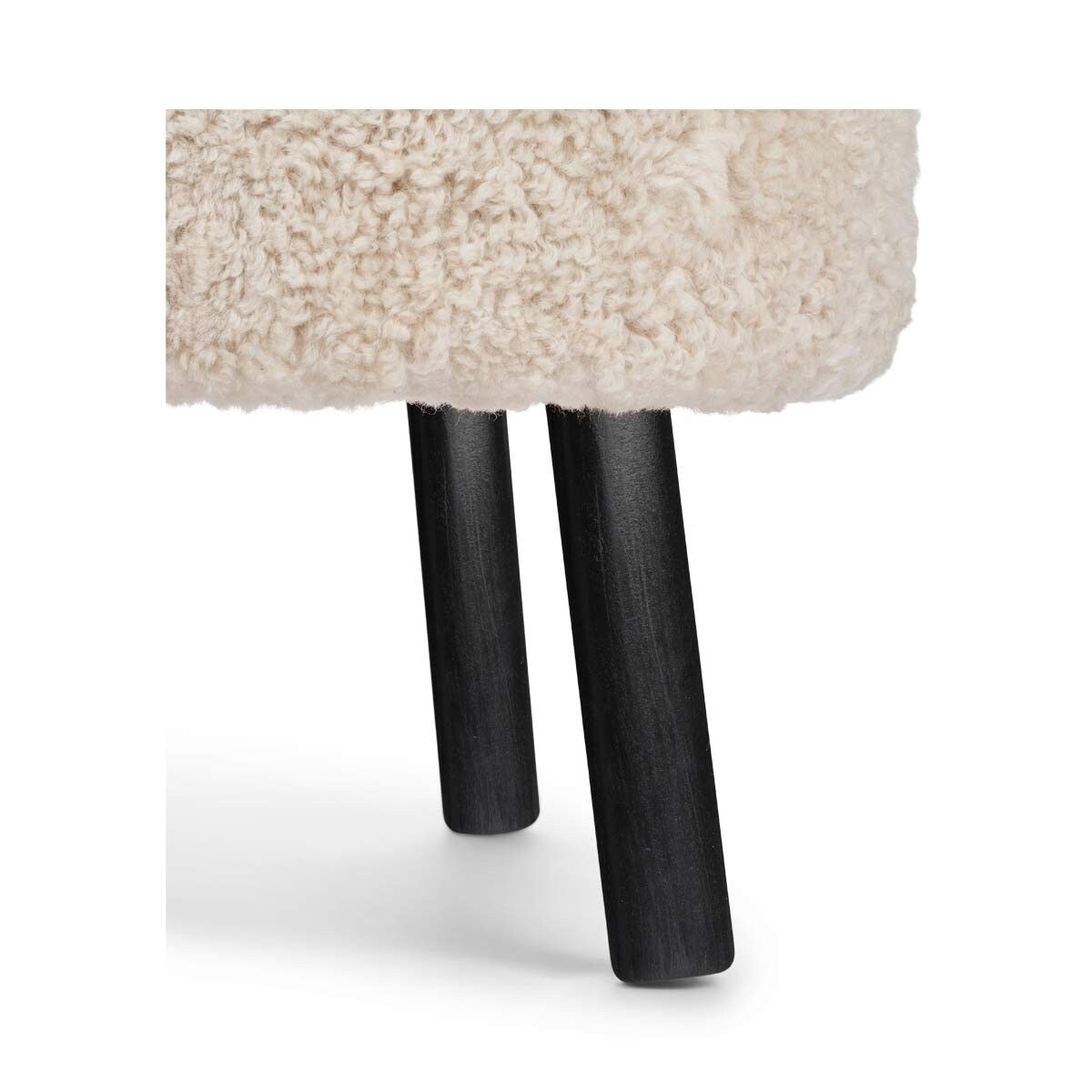 Emil Lounge Chair | Korn