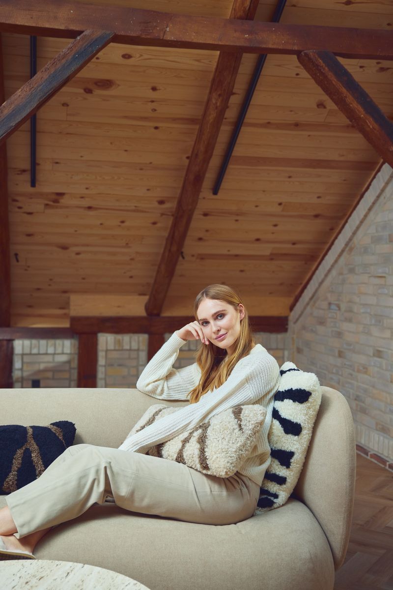 Zebra lammskinnskudde | Korthårig | Nya Zeeland | Dubbelsidig | 30x60 cm