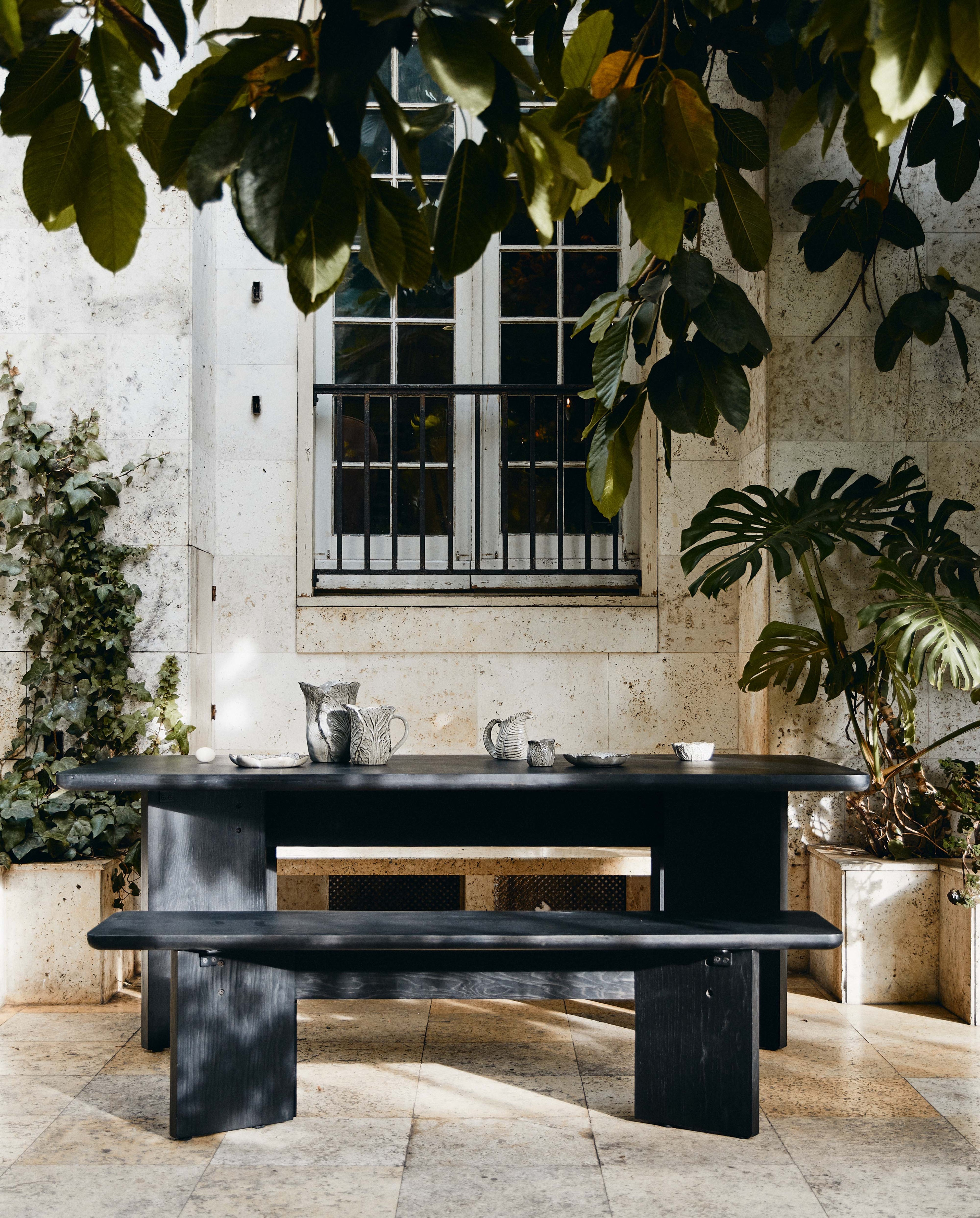 Tisza matbord i ekfanér - svart