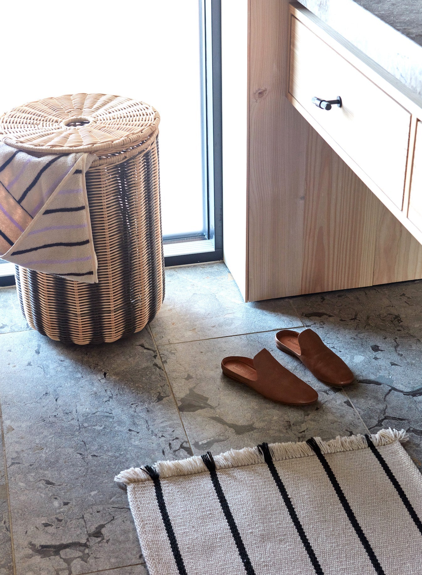 Oyoy mini raita handduk med huva