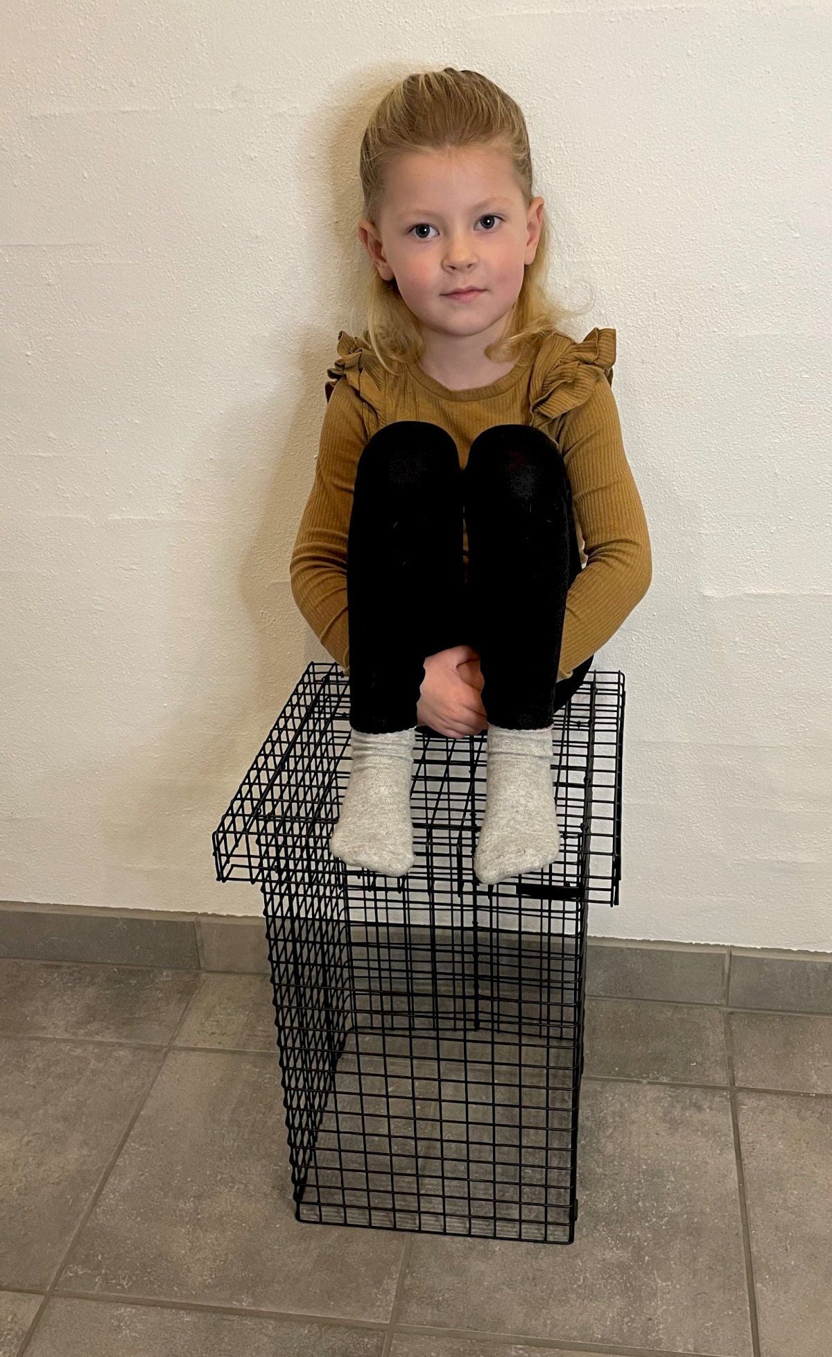 Kalager designtrådpall, svart