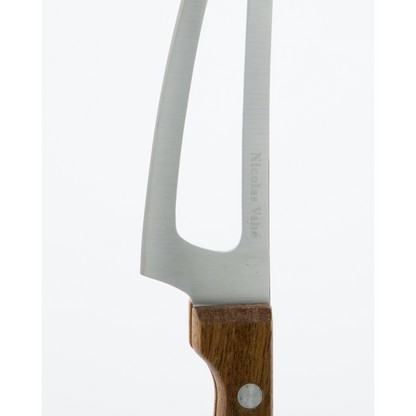 Nvcheese knivar, naturen
