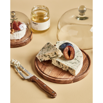 Ostklocka, nvfromage, naturlig