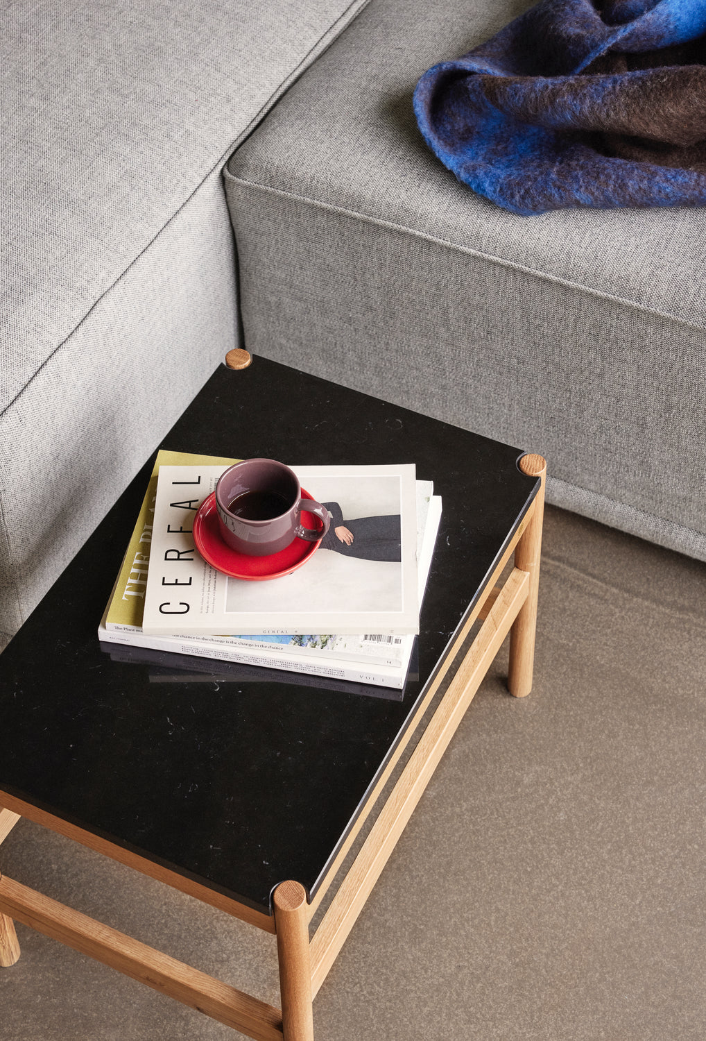 Raw Sidobord Svart/Naturlig - 60x40xh42cm