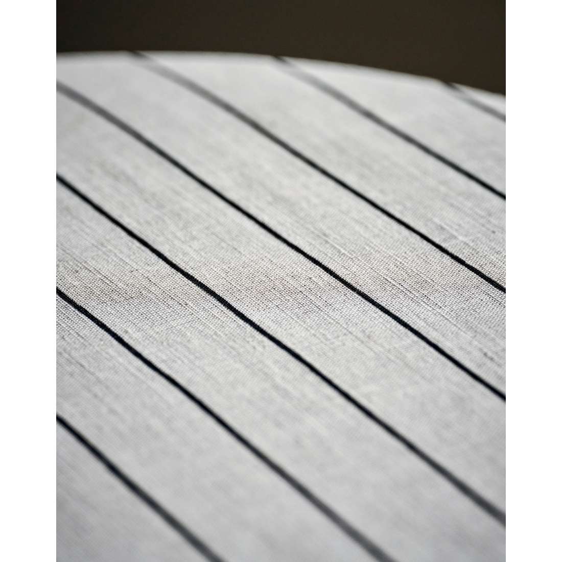 Golvlampa, hdrafi -bas med hdshade, antikbrun; rå vit; svart