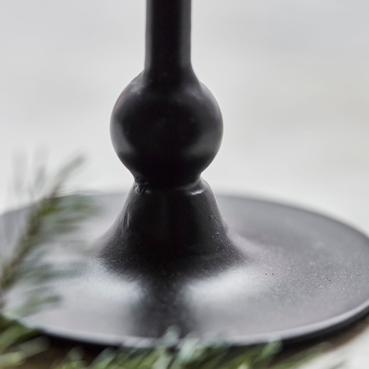 Ljusstake, hdfolk, svart antik