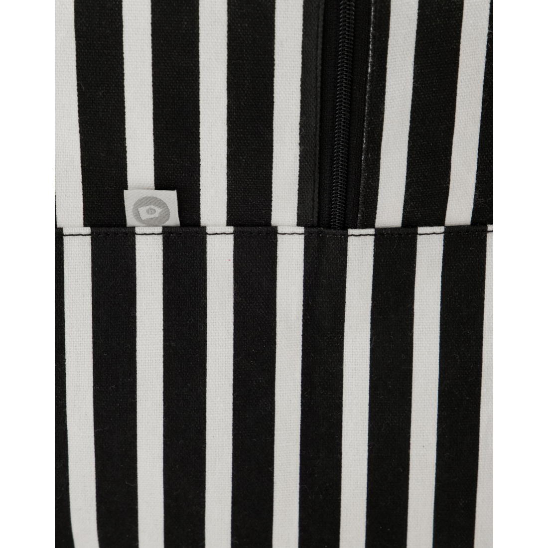 Lagring, hdleaf, svart; Råvit