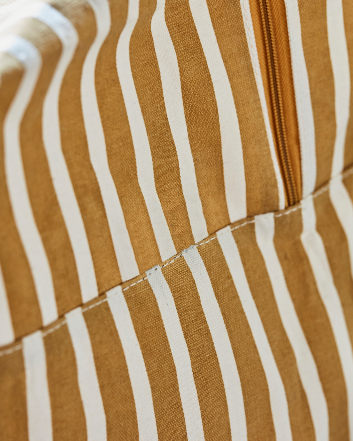 Väska/förvaring, HDRaia, off-white; Senapsgul