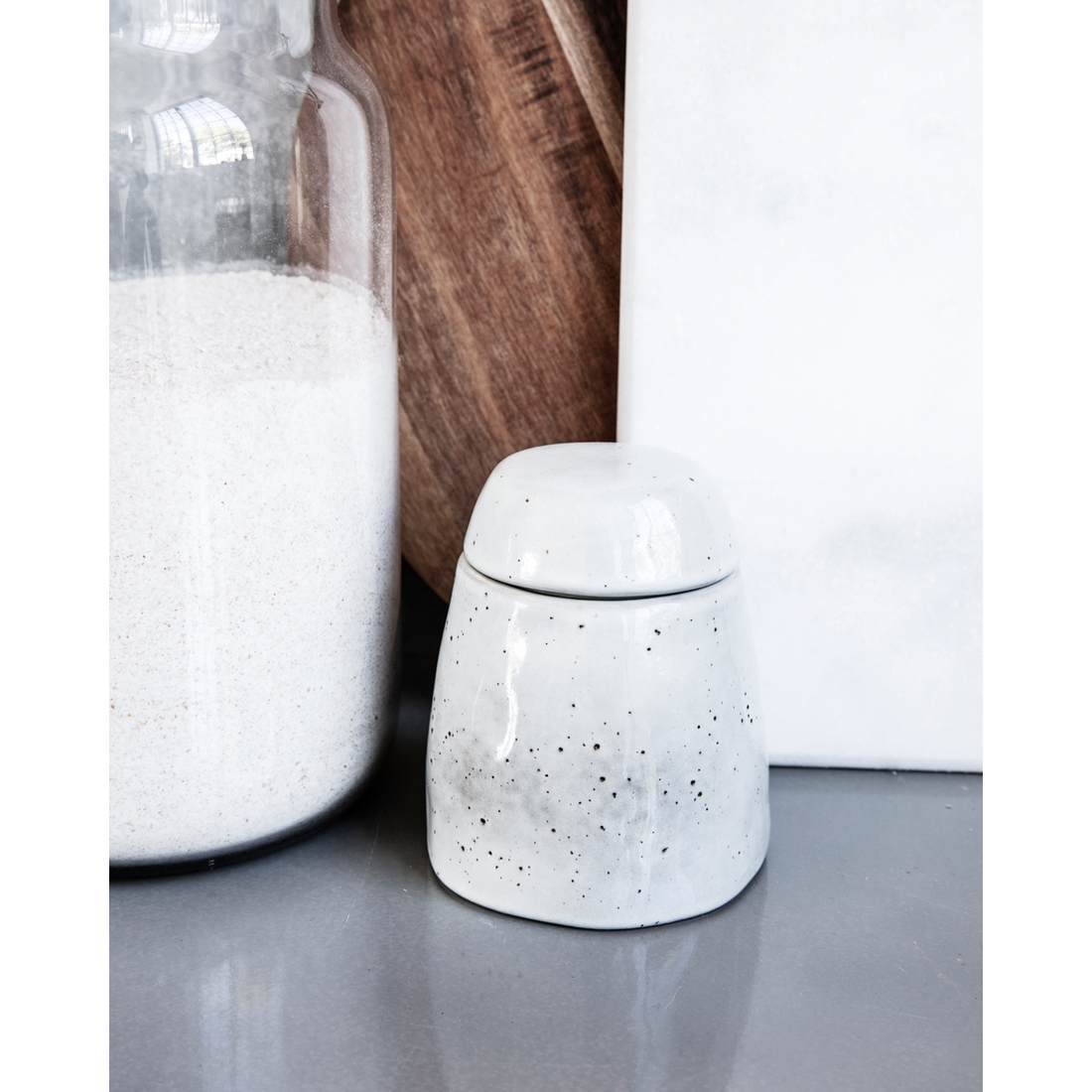 Sugar Bowl med lock, rustik, grå;