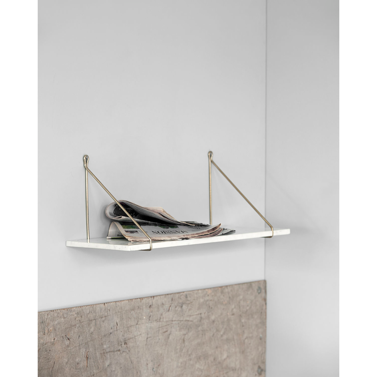 Hylla, hdmarble, vit marmor