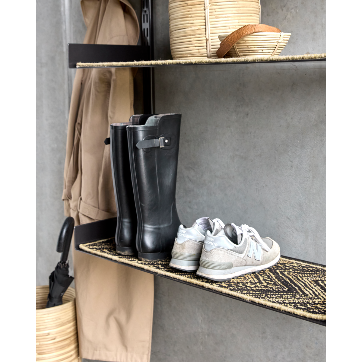 Filt, hdmonta, svart; naturlig