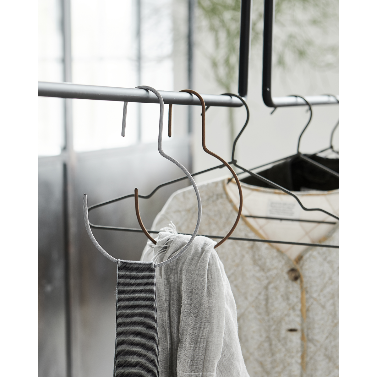 House Doctor - Round Home, Hdwire, Light Grey