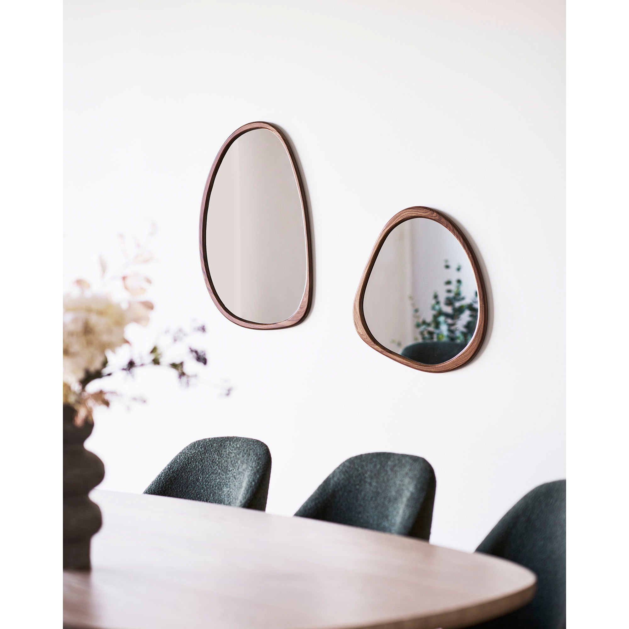 Luxon Mirror - Mirror, Organic Shape, Wood Look 38,5x64,5 cm