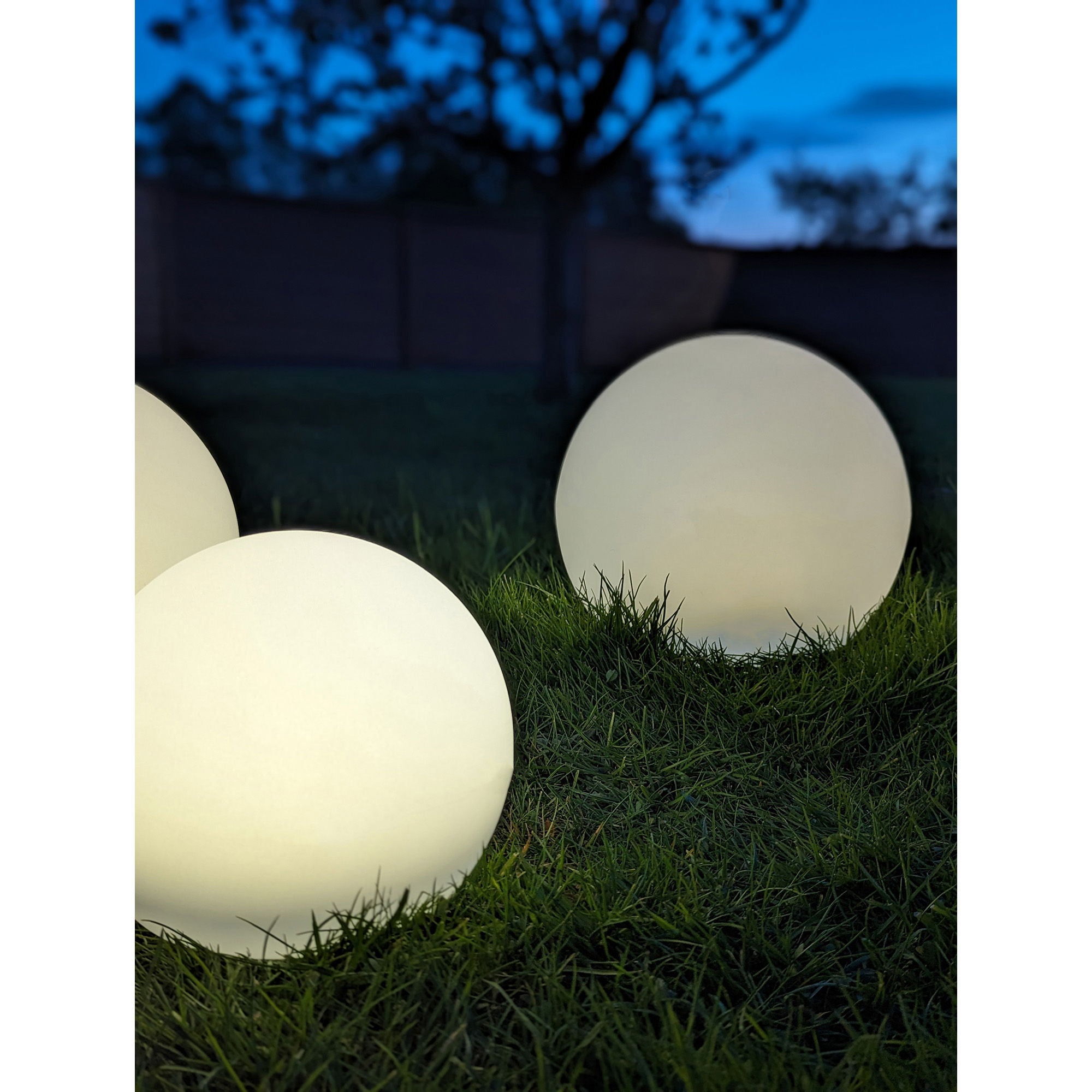 Lampa, vit, integrerad solcell&lt;br&gt;Ø25 cm