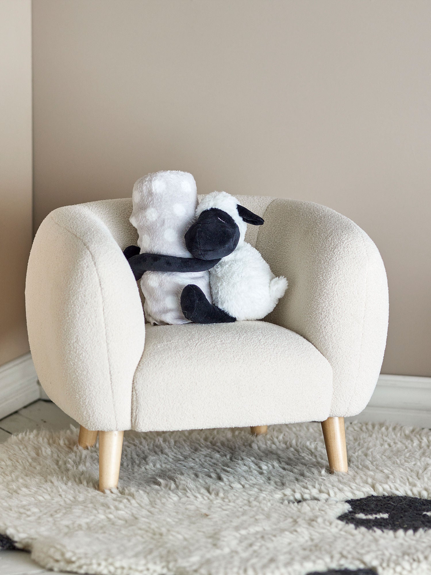 Bloomingville Mini Dolly Teddy Bear med filt, vit, polyester