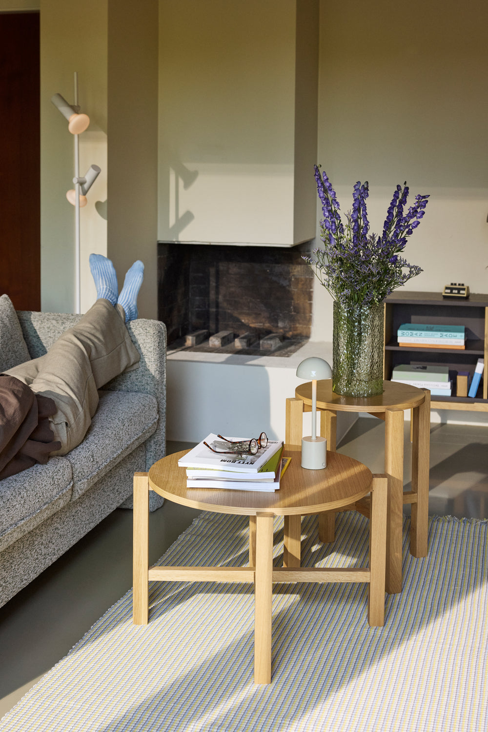 Fyra soffbord Natural (set med 2) - ø68xh42cm, ø48xh55cm