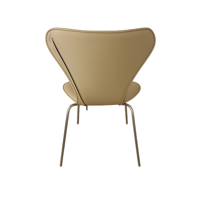 Helfodral till Arne Jacobsen 3107 stol i sandfärgat läder