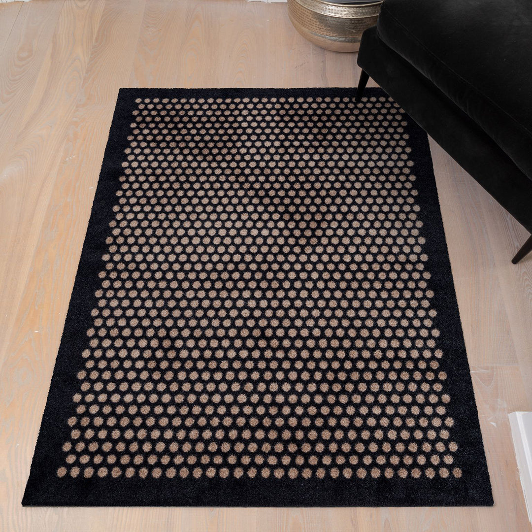 Golvmatta 90 x 130 cm - dot/svart sand