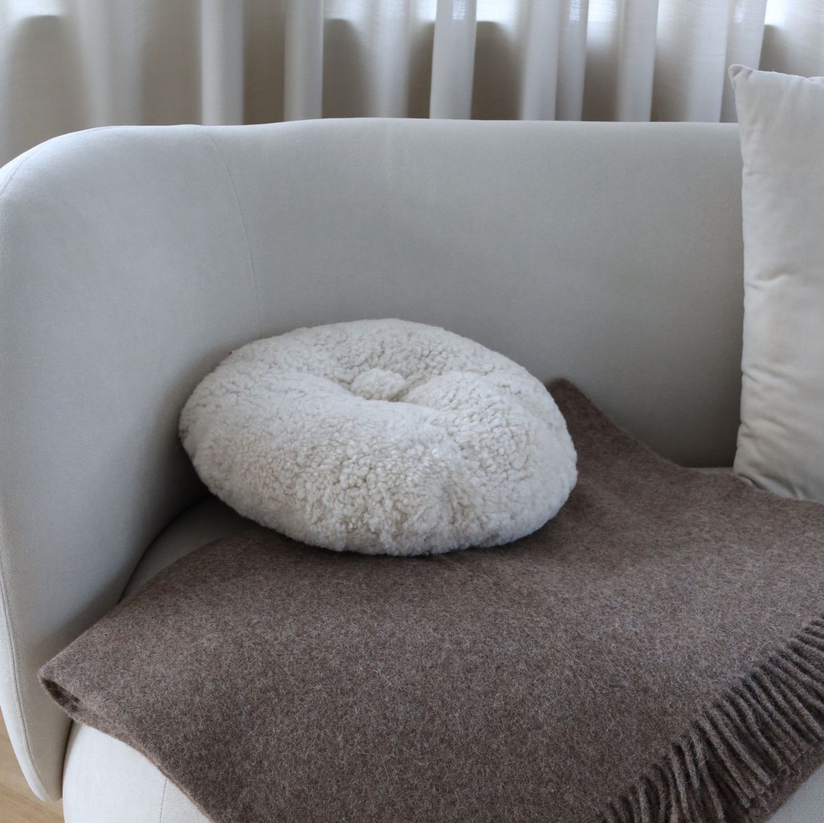 Lammskinnskudde | Korthårig | Nya Zeeland | Dubbelsidig | D40 cm