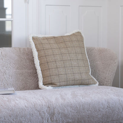 Kontrollerad samling | Ullkudde | Korthårig | 52x52 cm