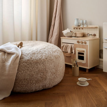 Rund sittsäcksstol | Korthårig | Nya Zeeland | 73x74 cm &amp; 92x93 cm