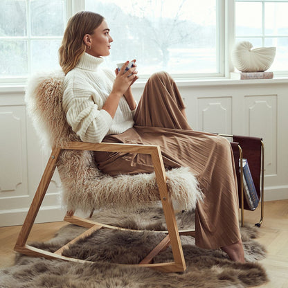 Gungstol med tibetansk klädsel