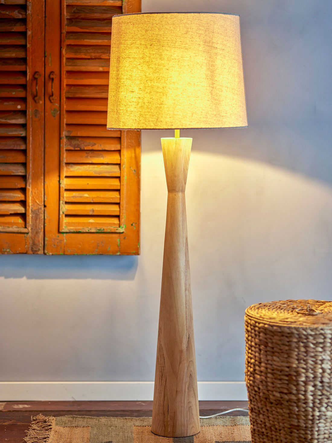 Creative Collection Leonor Golvlampa, Natural, Rubberwood