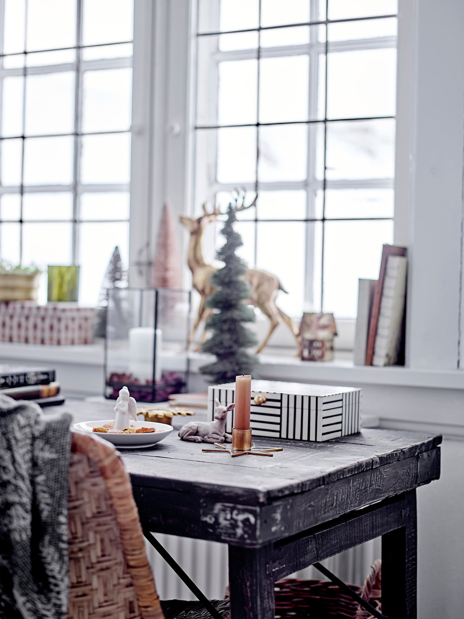 Lackljus, vita, parafin