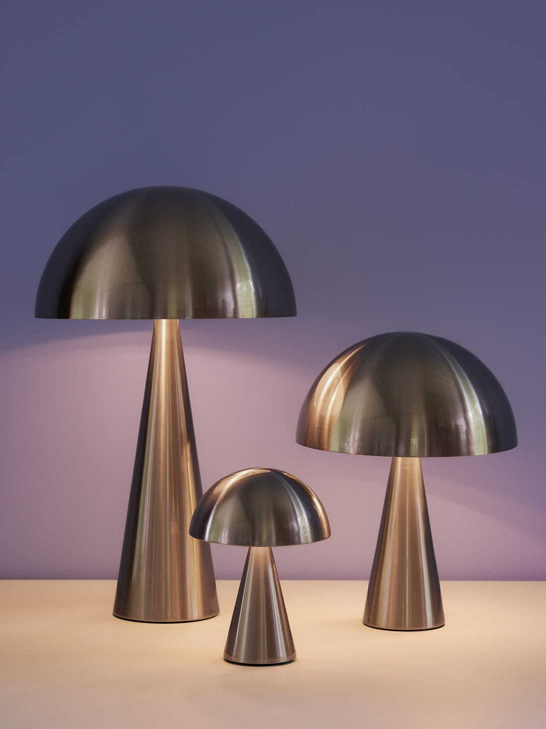 Mush bordslampa hög nickel - Ø30xh50cm