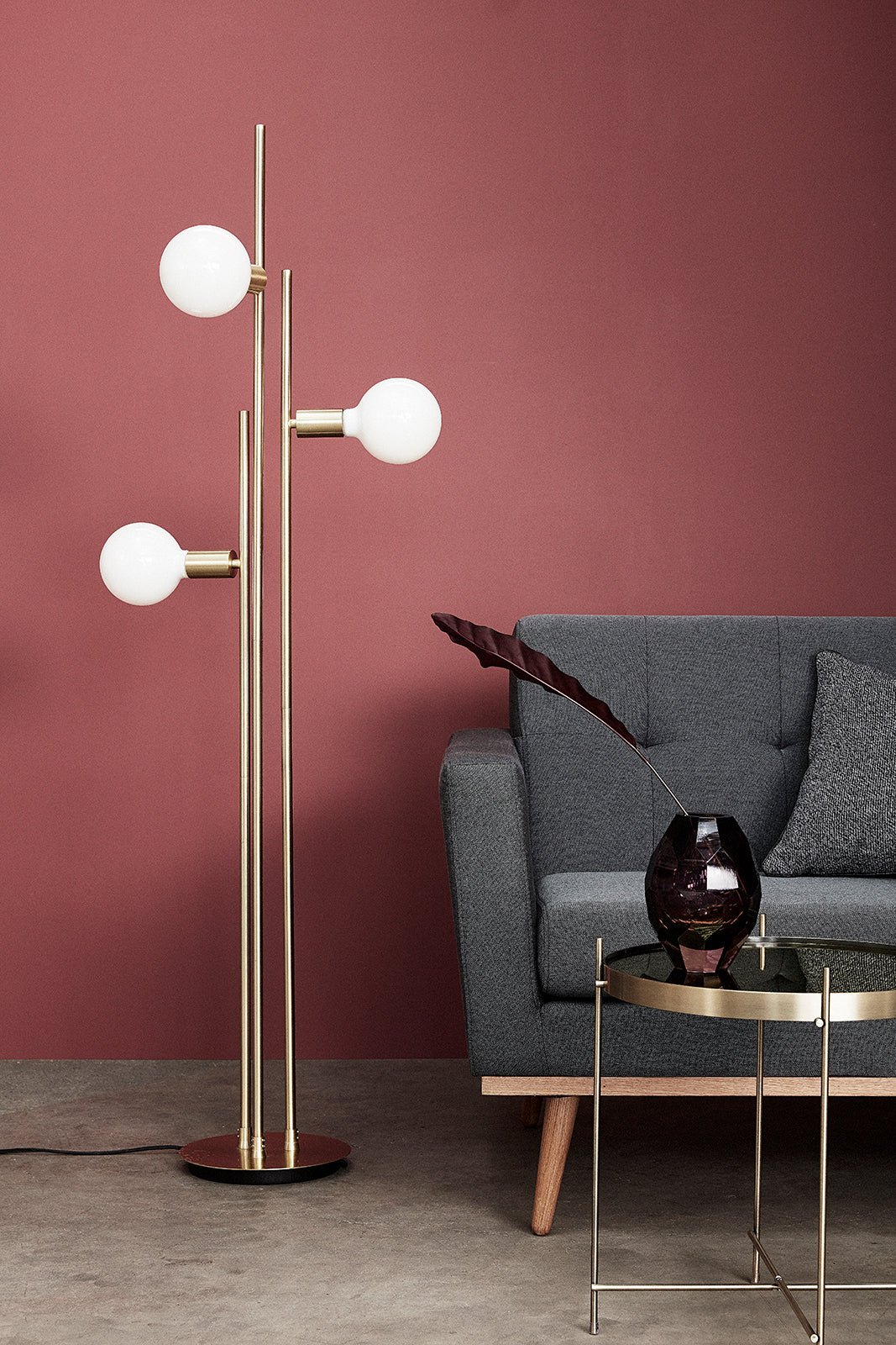 Balance Floor Lamp mässingsfärg - 78x28xh150cm, E27/40W/LED10W