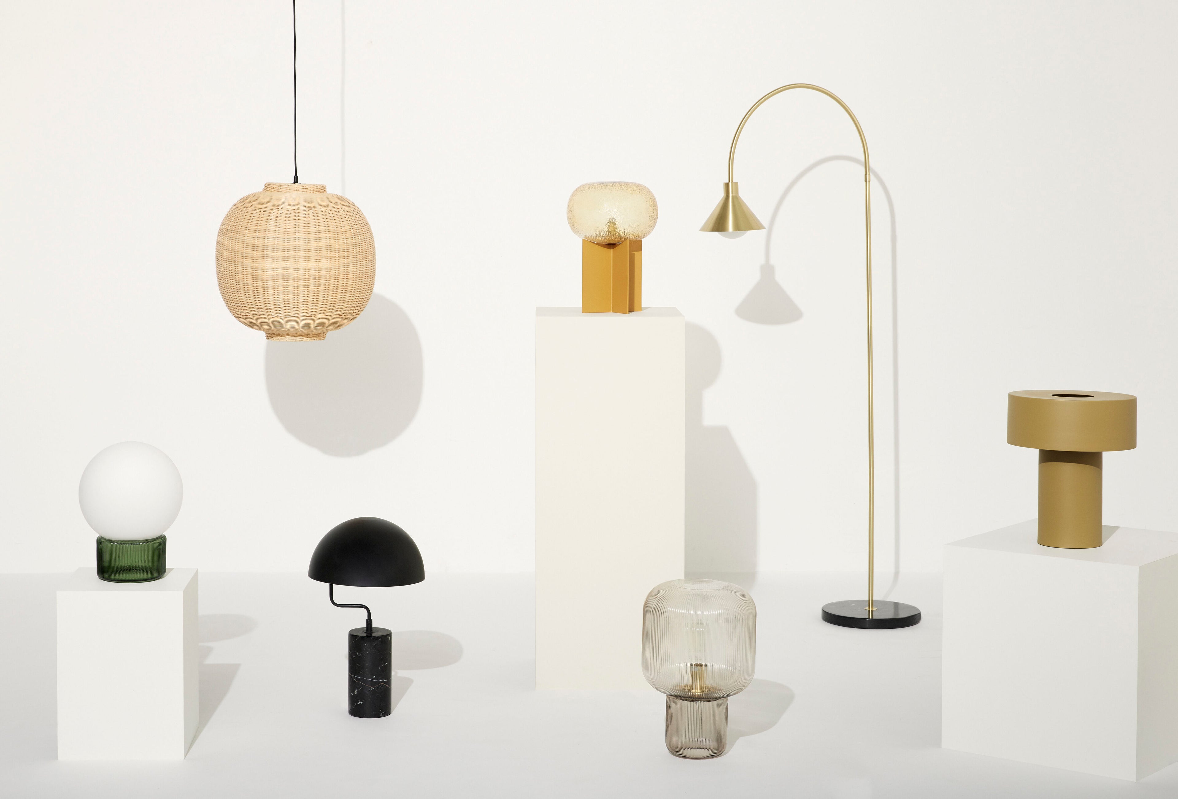 Podium bordslampa bärnstensfärgad färg - Ø25xh36cm