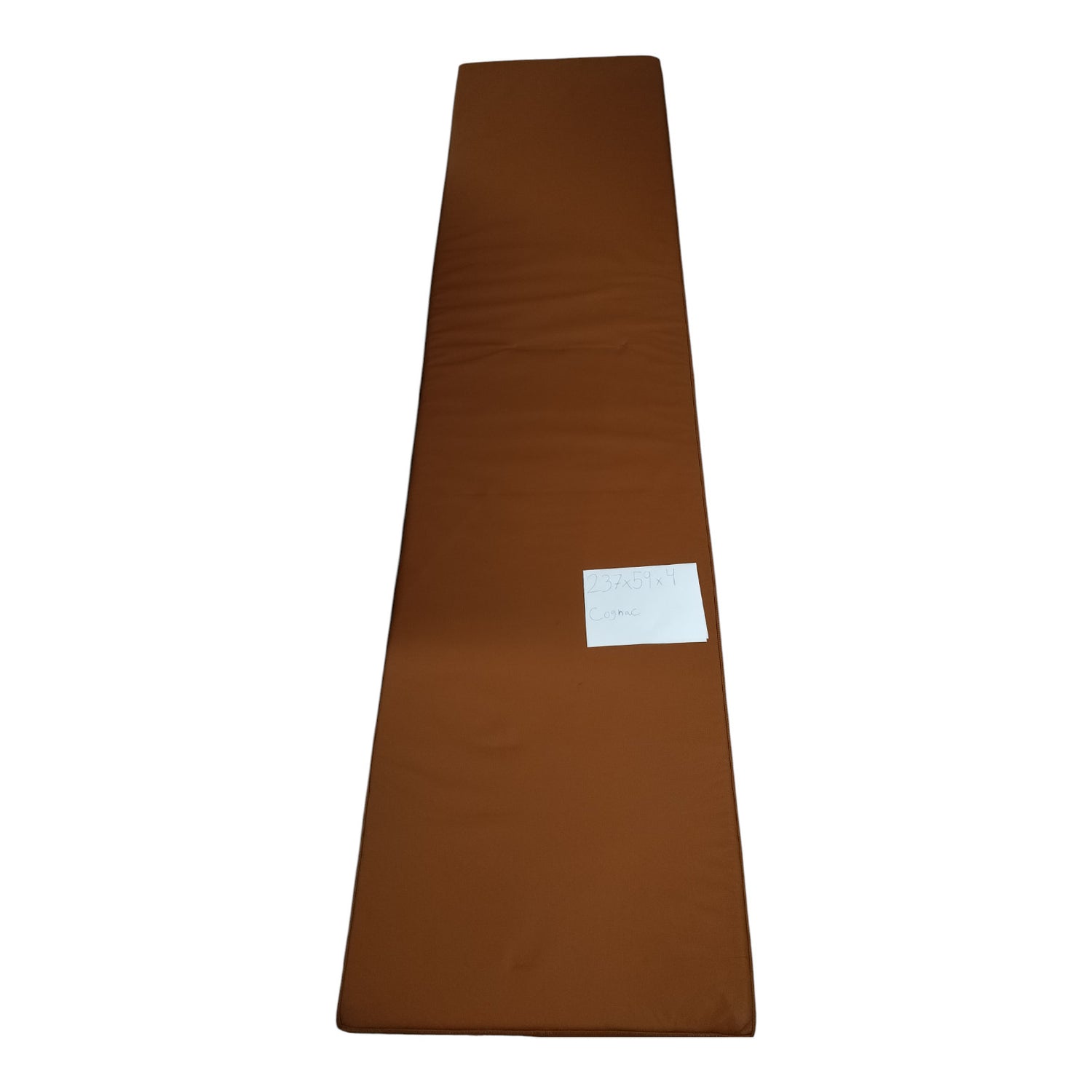 Återstående parti - 237x59x4 cm i cognac läder